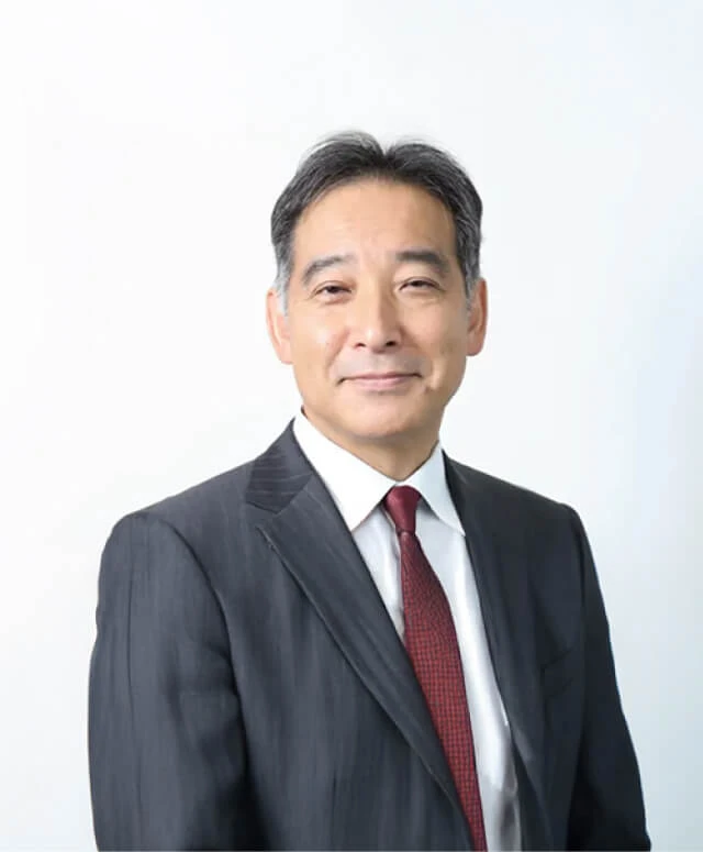 山本 礼二郎の人物画像